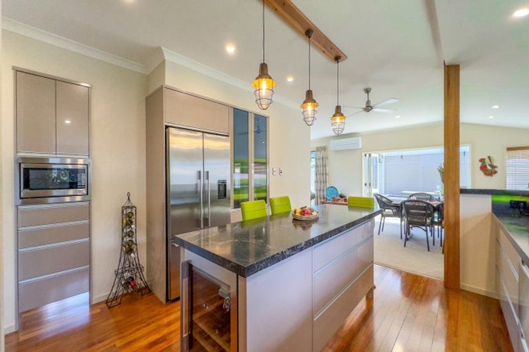 Photo of property in 152 Brunton Crescent, Thames, 3500