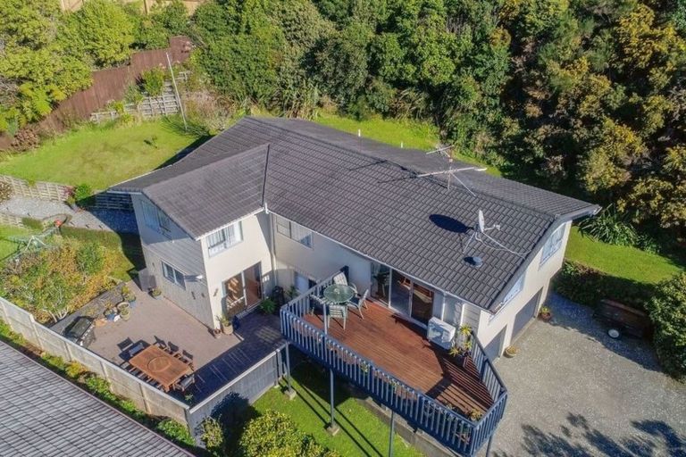 Photo of property in 29 Wisteria Grove, Maungaraki, Lower Hutt, 5010