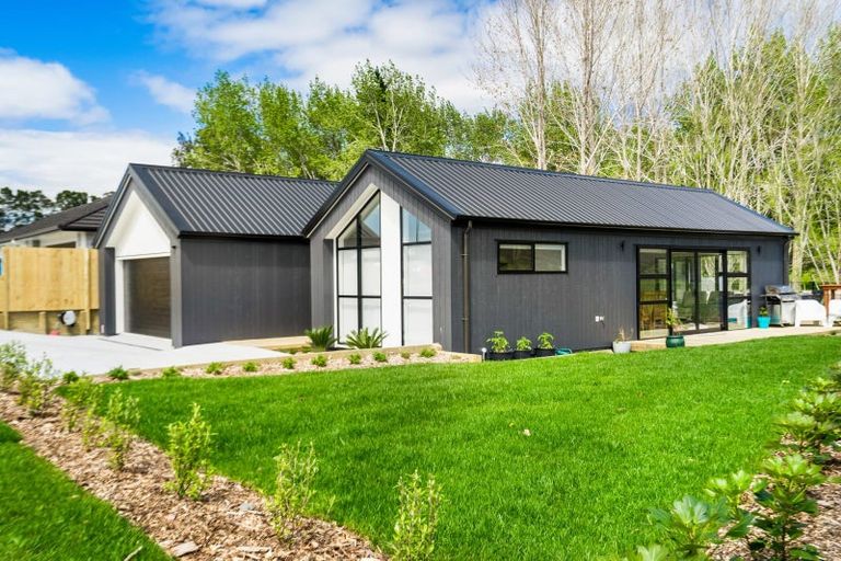 Photo of property in 5 Lynette Place, Pauanui, 3579