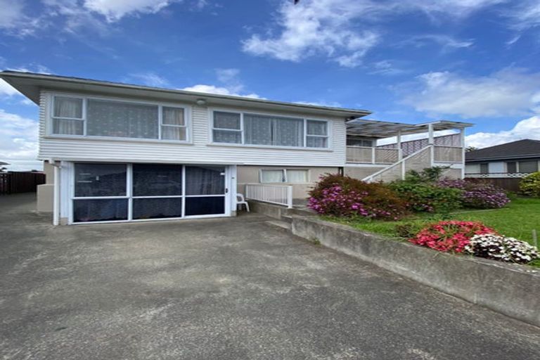 Photo of property in 27 Glen Avenue, Papatoetoe, Auckland, 2025