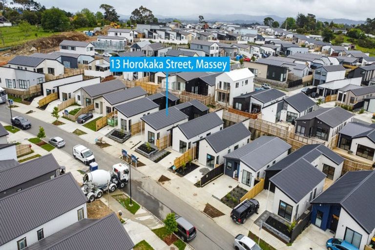 Photo of property in 13 Horokaka Street, Massey, Auckland, 0614