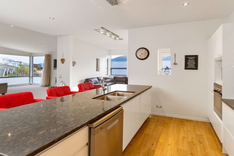 Photo of property in 538 Peninsula Road, Kelvin Heights, Queenstown, 9300