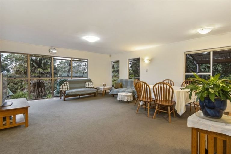 Photo of property in 223a Titirangi Road, Titirangi, Auckland, 0604