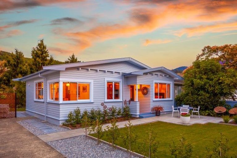 Photo of property in 17 Tasman Street, The Wood, Nelson, 7010