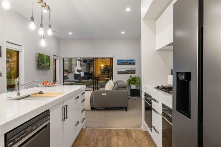 Photo of property in 11 Kissling Terrace, Pyes Pa, Tauranga, 3112