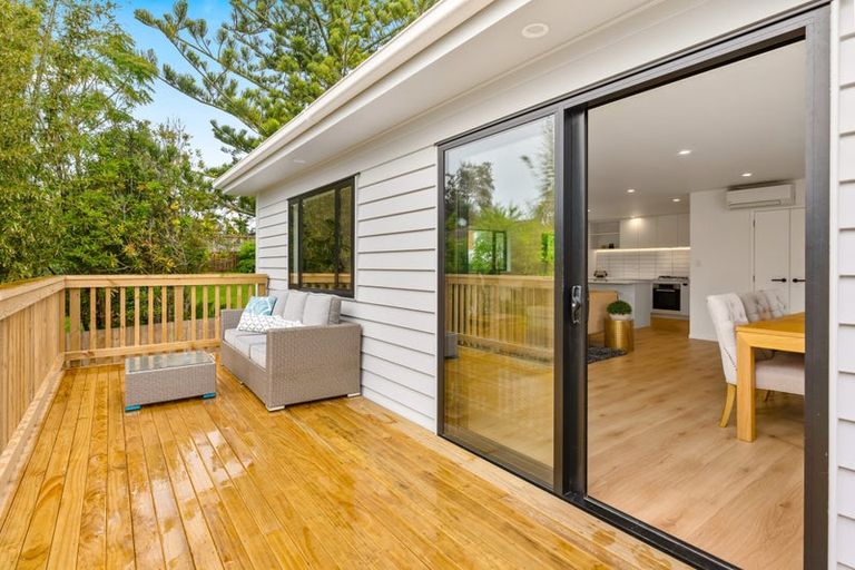 Photo of property in 52a Glamorgan Drive, Torbay, Auckland, 0630