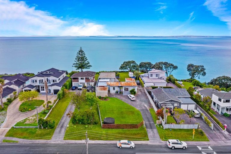 Photo of property in 43 Tiri Road, Manly, Whangaparaoa, 0930