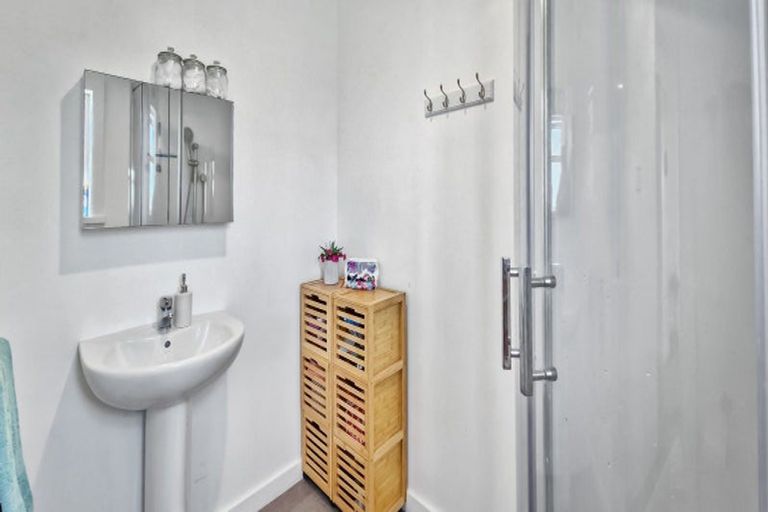 Photo of property in 20 Alexandra Street, Marton, 4710