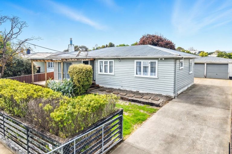 Photo of property in 34 Ronberg Street, Highbury, Palmerston North, 4412