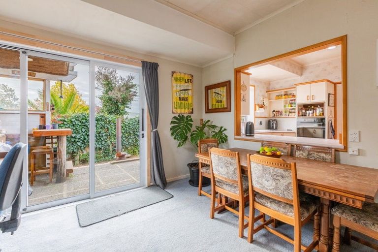 Photo of property in 33 Porangahau Road, Waipukurau, 4200