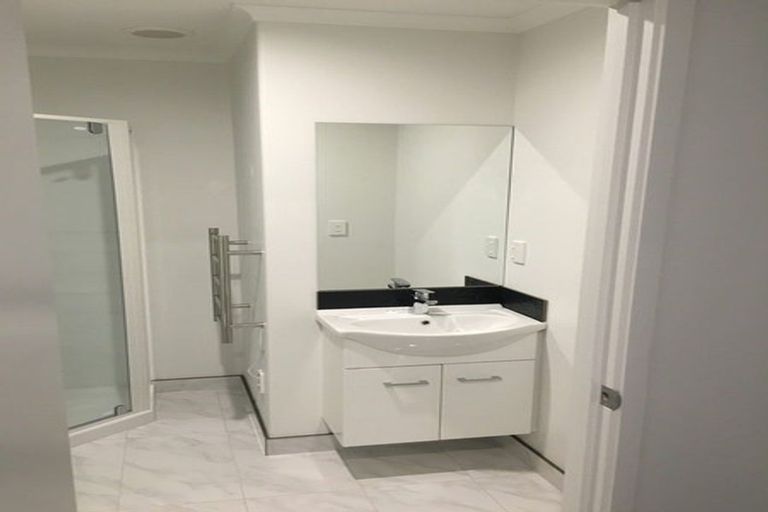 Photo of property in 1/1 Brooklyn Road, Claudelands, Hamilton, 3214