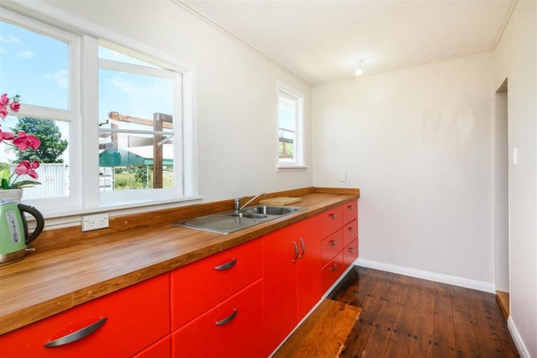 Photo of property in 25 Flower Street, Bulls, 4818