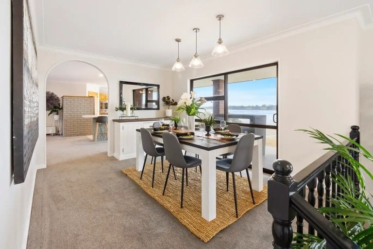 Photo of property in 8 Della Place, Conifer Grove, Takanini, 2112