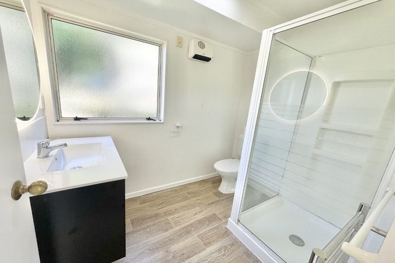 Photo of property in 26 Dale Road, Whenuapai, Auckland, 0618