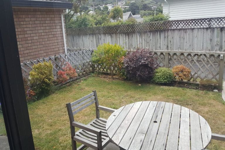 Photo of property in 56b Oxford Street, Tawa, Wellington, 5028