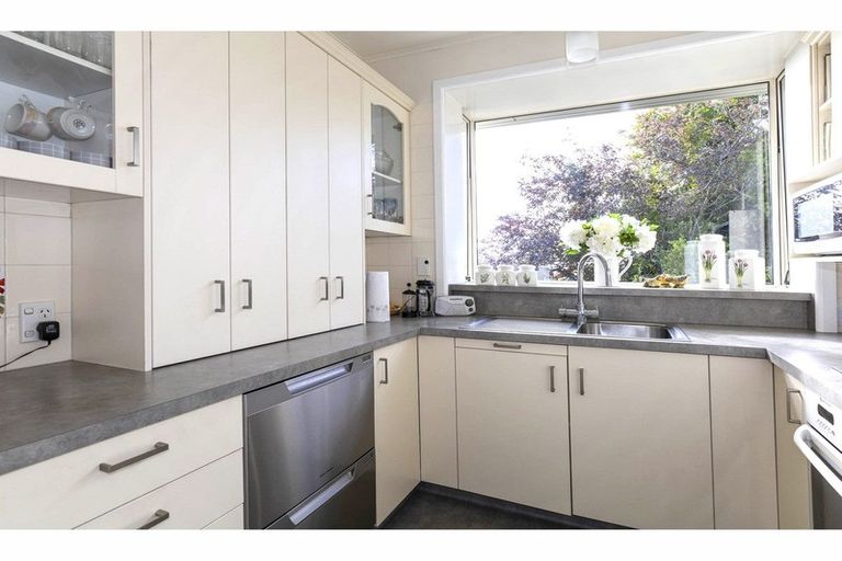 Photo of property in 163 Douglas Street, Highfield, Timaru, 7910