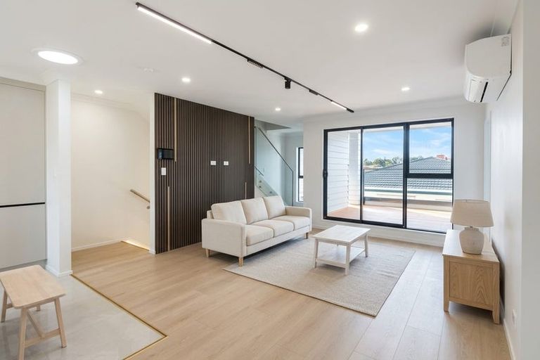 Photo of property in 3/50 Hoteo Avenue, Papatoetoe, Auckland, 2025