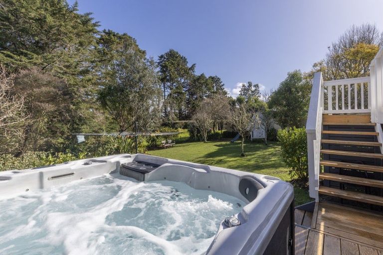 Photo of property in 30 Trigg Road, Huapai, Kumeu, 0810