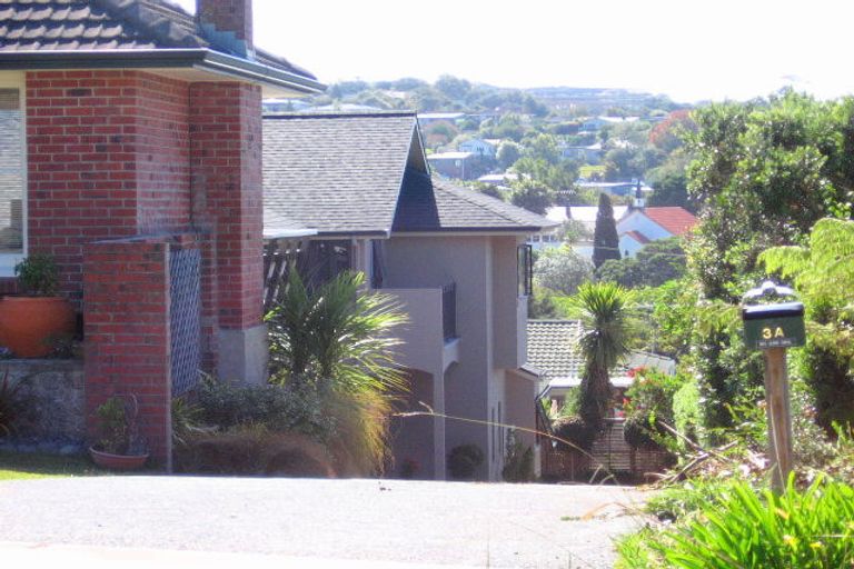 Photo of property in 2/3 Newhaven Terrace, Mairangi Bay, Auckland, 0630