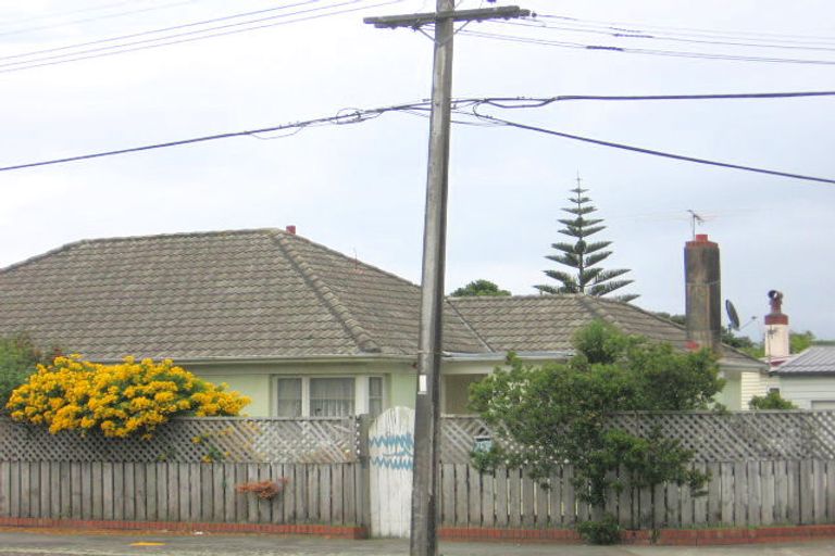 Photo of property in 19 Randwick Road, Moera, Lower Hutt, 5010