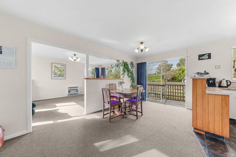 Photo of property in 15 Curtis Street, Okato, 4335