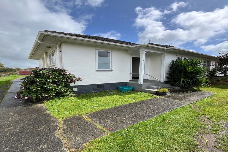 Photo of property in 98b Great South Road, Huntly, 3700