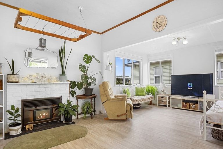 Photo of property in 54 Centennial Avenue, Te Aroha, 3320