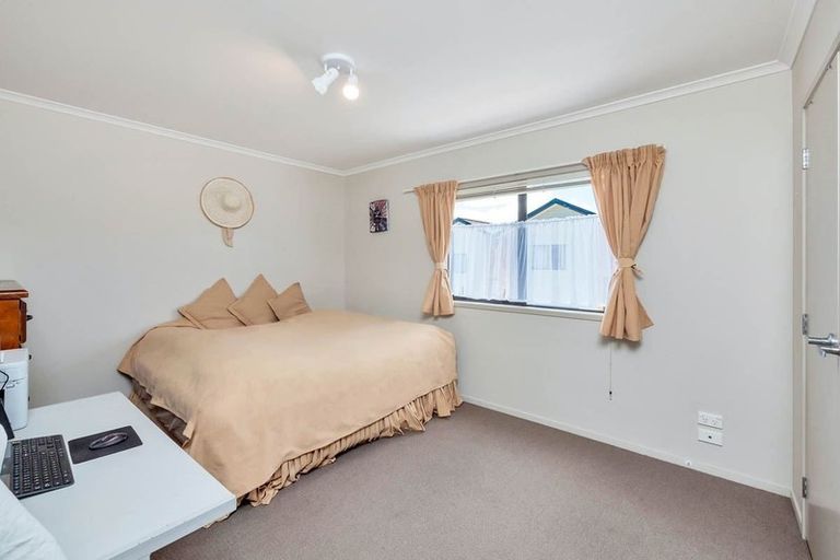 Photo of property in St Claire Village, 233/172 Mcleod Road, Te Atatu South, Auckland, 0610