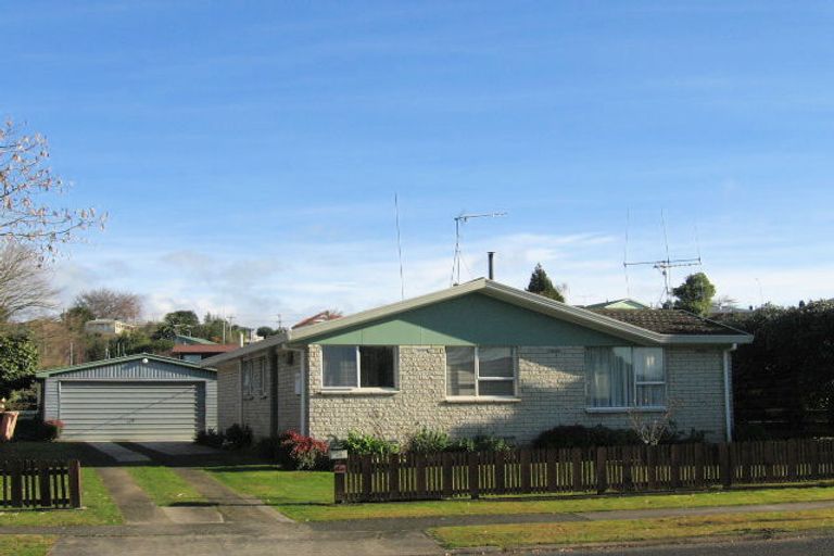 Photo of property in 38 Karen Crescent, Dinsdale, Hamilton, 3204