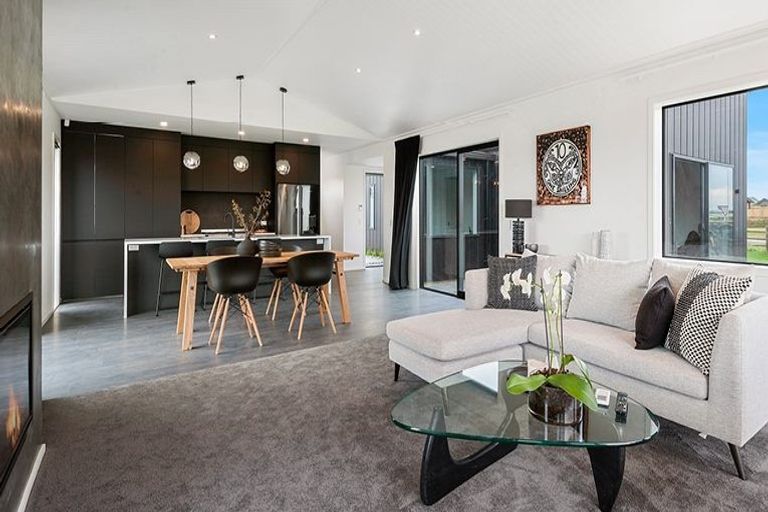 Photo of property in 11 Kara Place, Wharewaka, Taupo, 3330