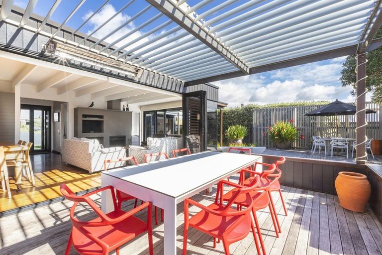 Photo of property in 32 The Southern Isle, Omaha, 0986