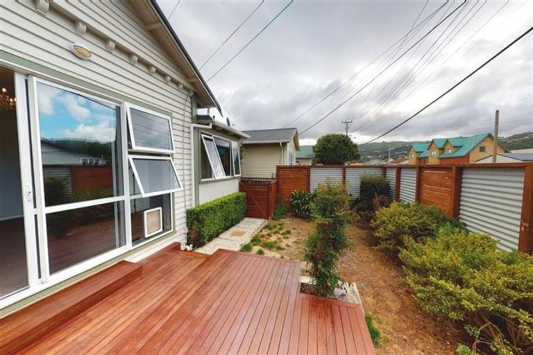 Photo of property in 30 South Street, Petone, Lower Hutt, 5012
