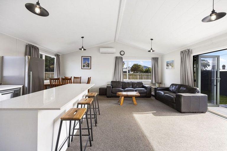 Photo of property in 39 Fairfield Road, Hawera, 4610