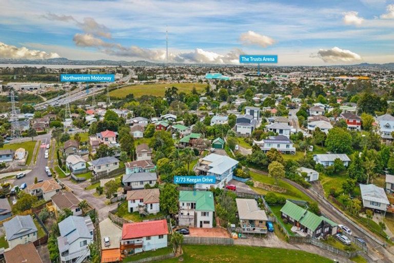 Photo of property in 2/73 Keegan Drive, Massey, Auckland, 0614