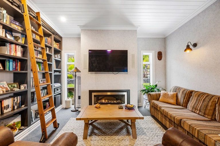 Photo of property in 6a Seaview Drive, Mahia, 4198