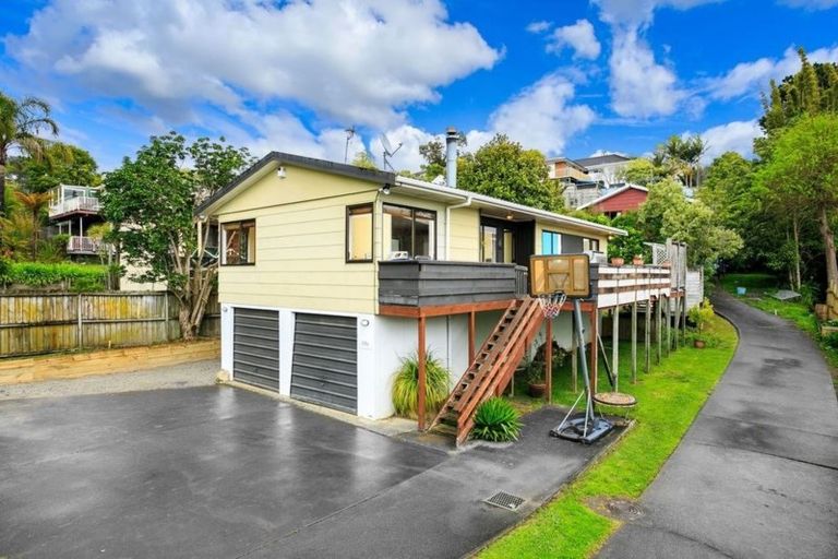 Photo of property in 1/129 Stredwick Drive, Torbay, Auckland, 0630