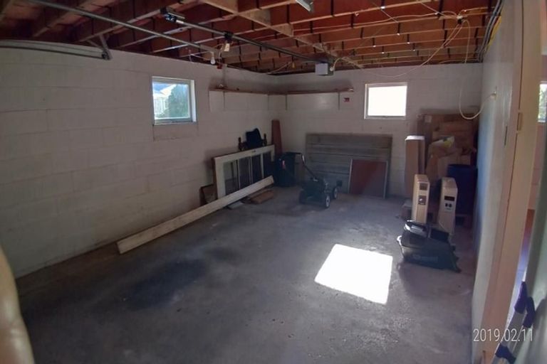 Photo of property in 1/12 Bond Crescent, Forrest Hill, Auckland, 0620