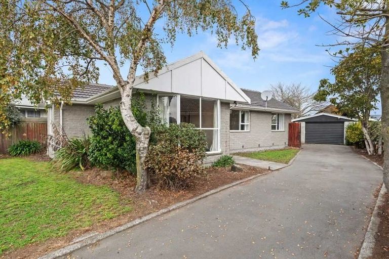 Photo of property in 92 Hay Street, Bromley, Christchurch, 8062