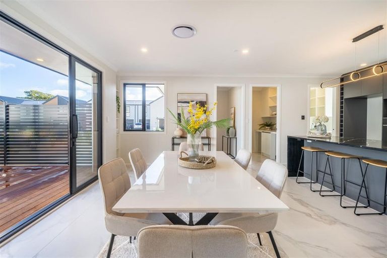 Photo of property in 17 Cynisca Crescent, Wallaceville, Upper Hutt, 5018