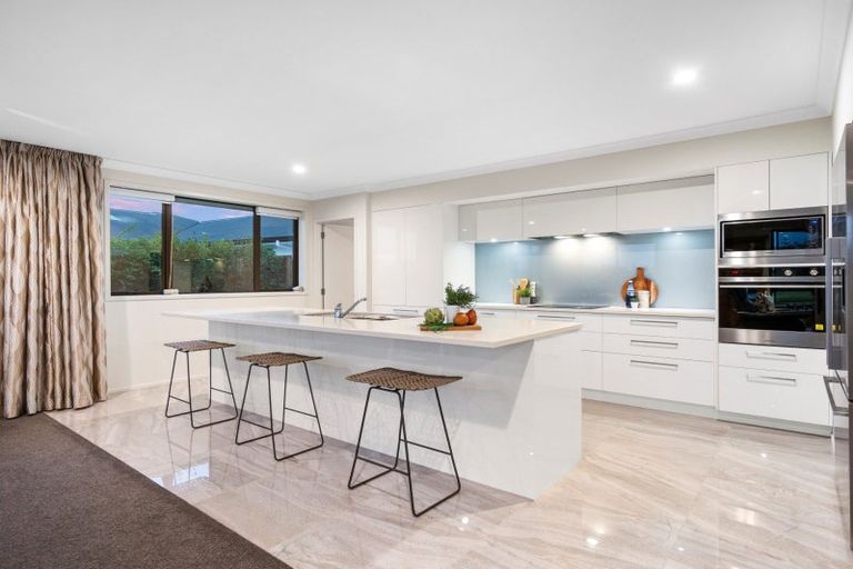 Photo of property in 61 Montia Close, Papamoa Beach, Papamoa, 3118