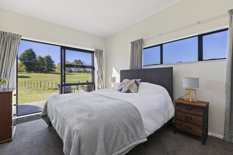 Photo of property in 2/504 Mapara Road, Acacia Bay, Taupo, 3385