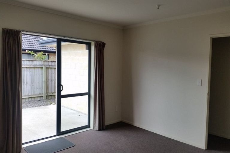 Photo of property in 7 Ahmad Close, Levin, 5510