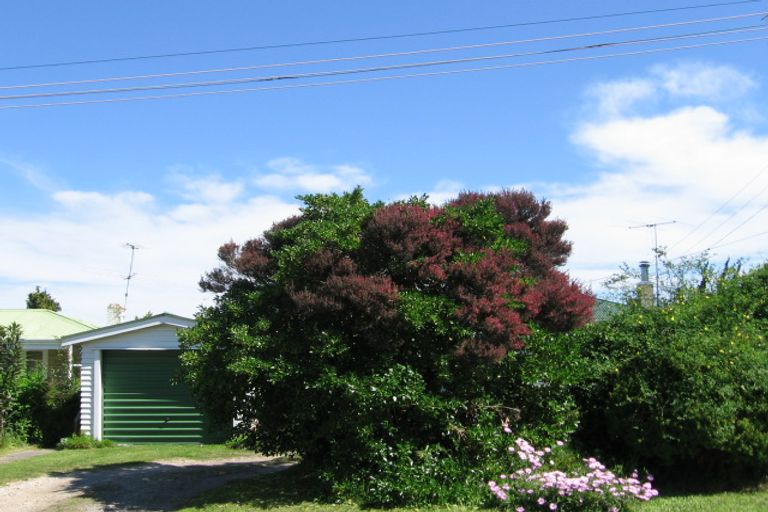 Photo of property in 3 Tolerton Avenue, Elgin, Gisborne, 4010