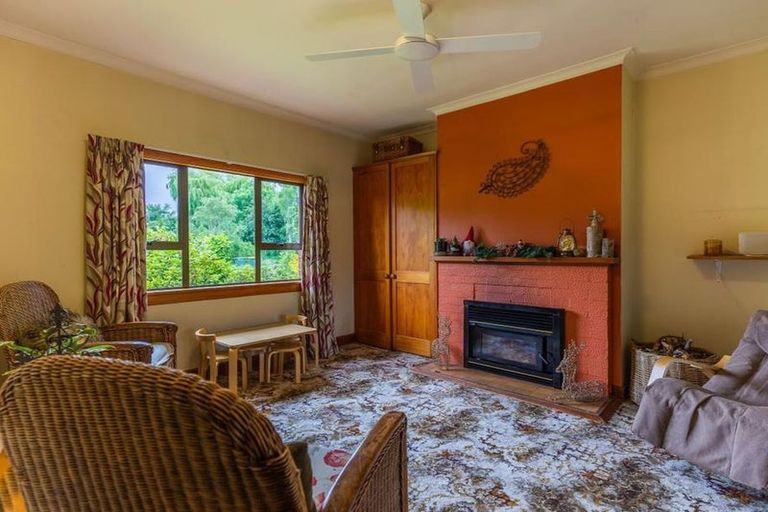 Photo of property in 72 Parsonage Road, Waimate, 7978