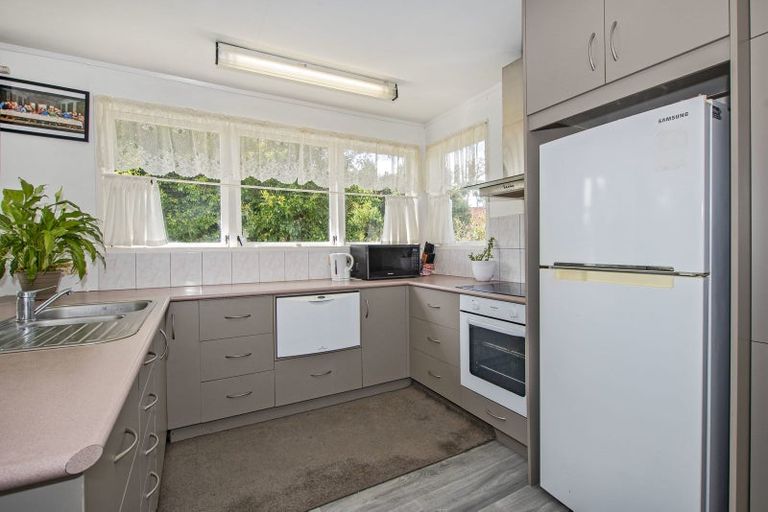 Photo of property in 24 Mountain Road, Morningside, Whangarei, 0110