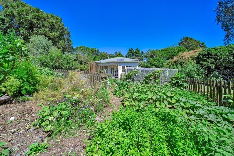 Photo of property in 215 Smart Road, Hillsborough, New Plymouth, 4372