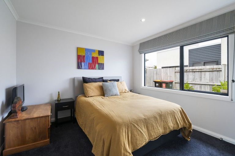 Photo of property in 9 Saint Heliers Grove, Fitzherbert, Palmerston North, 4410