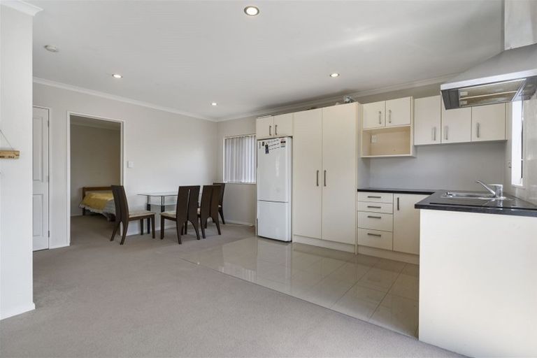 Photo of property in 371 Bucklands Beach Road, Bucklands Beach, Auckland, 2012