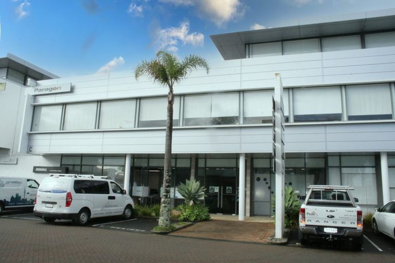 Photo of property in 82 Campbell Street, Karori, Wellington, 6012