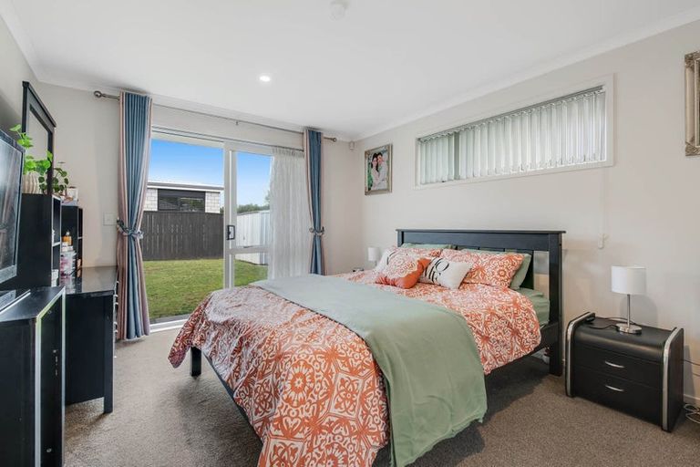 Photo of property in 17 Trevally Place, Snells Beach, 0920